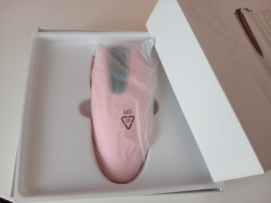 Фотоепілятор зі збільшеним ресурсом лампи ELLESILK IPL Pink
