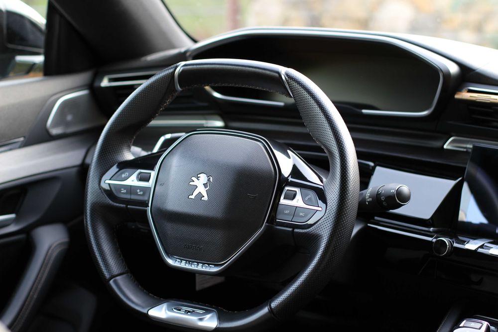 Peugeot 508 SW Hybrid Plug-In GT 225cv