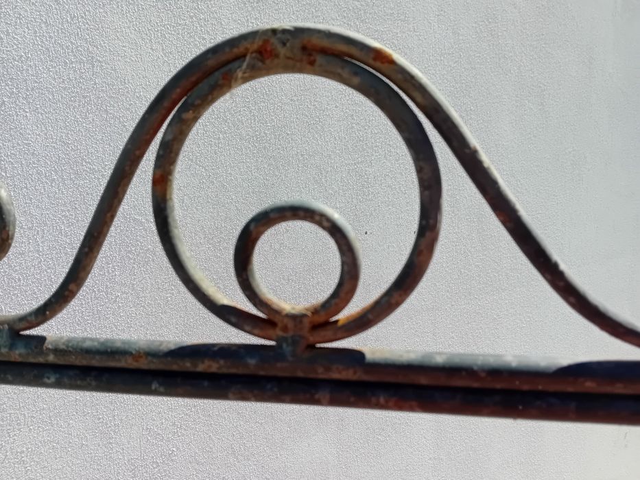Solid Iron Folding Screen64752189572355122