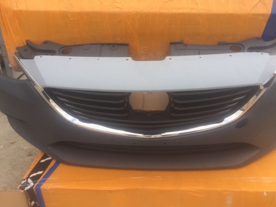 Решетка бампер рестайлинг Мазда 6 2016-2018 Usa/Europe