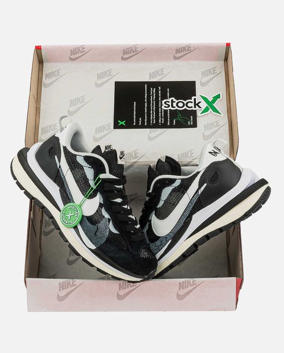 Жіночі кросівки Nike VaporWaffle Sacai "Black/White" Розміри 36-41