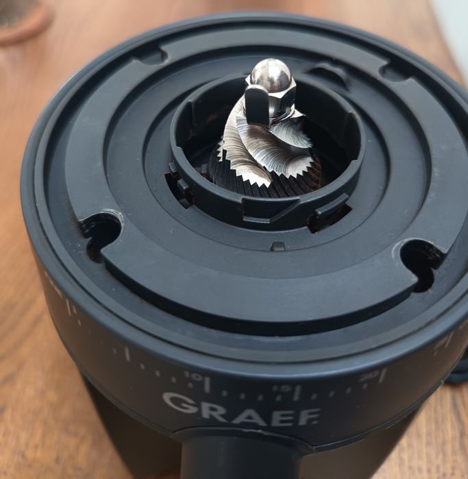 Automatyczny Młynek do kawy graef cm 702