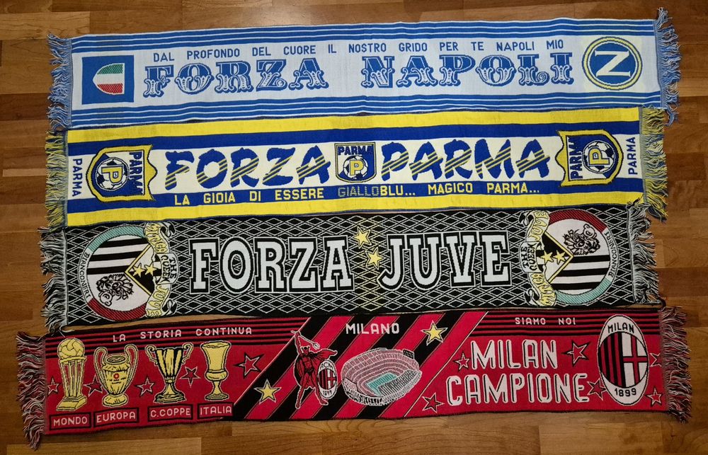 Coleção cachecóis futebol