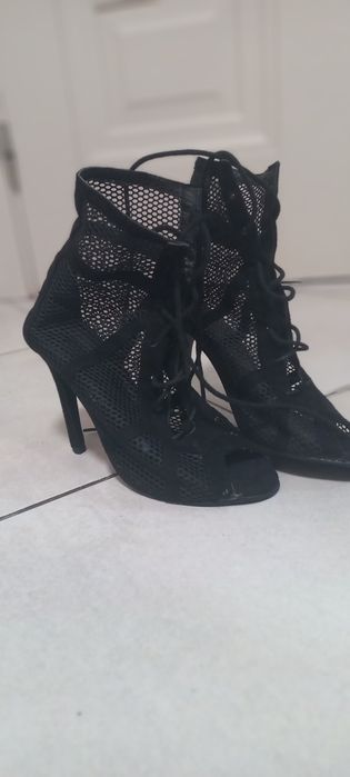 Хілси для танців