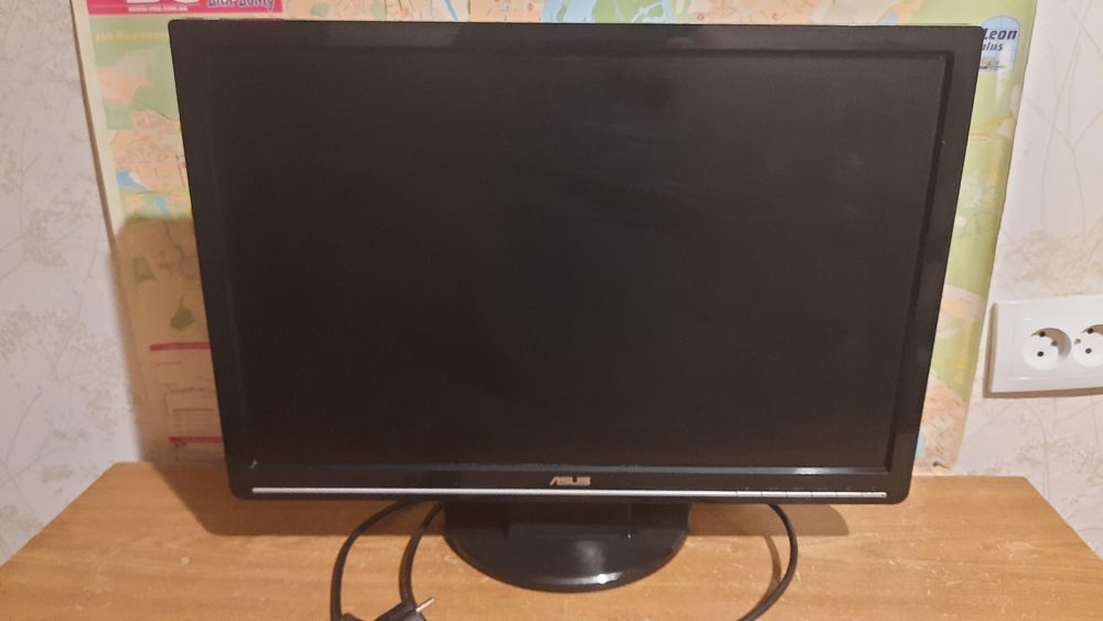 Монитор ASUS рабочий.
