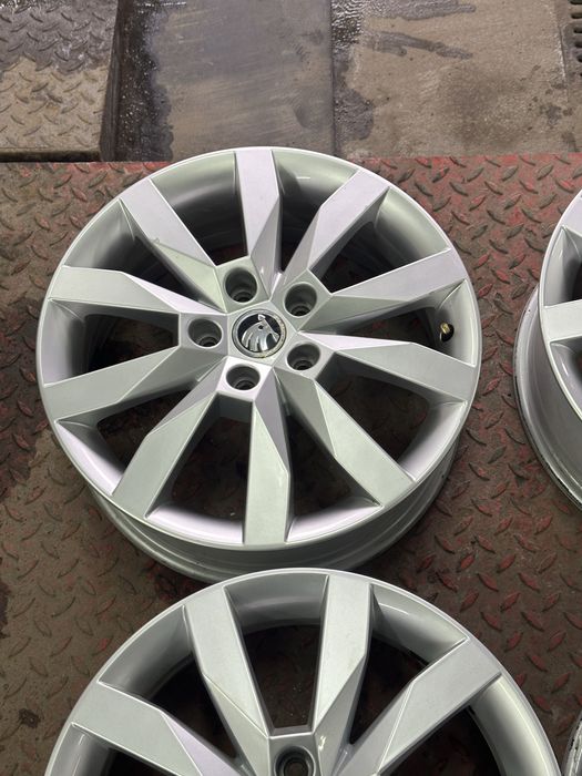 Felgi Skoda 17 5x112 Octavia Super Yeti i inne