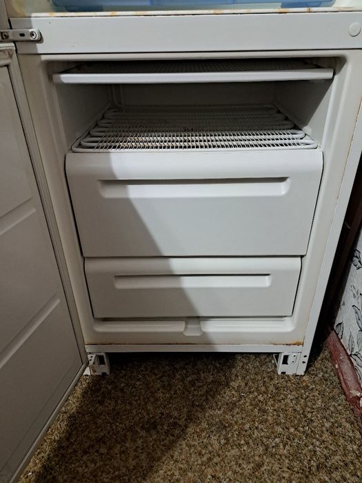 Холодильник Electrolux