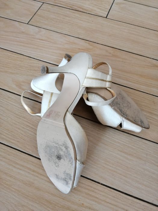 Sandałki ślubne Menbur rozm. 37 ok.24 cm