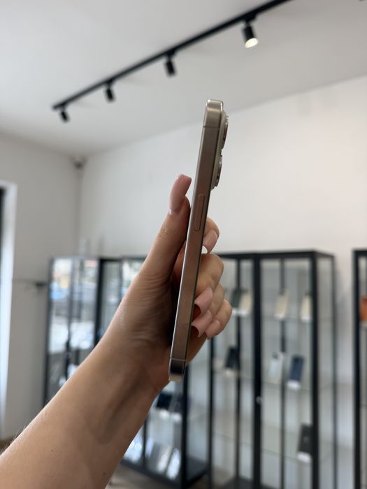 Telefon iPhone 15 PRO 256GB Biały Apple Gwarancja iTrade