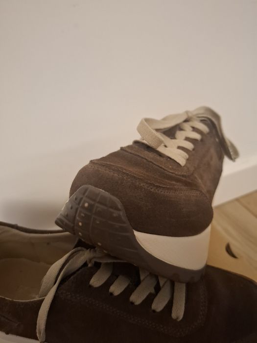 Sneakersy brązowe na platformie
