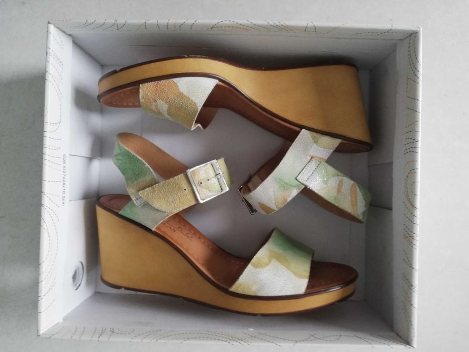 Sandały damskie skórzane 37