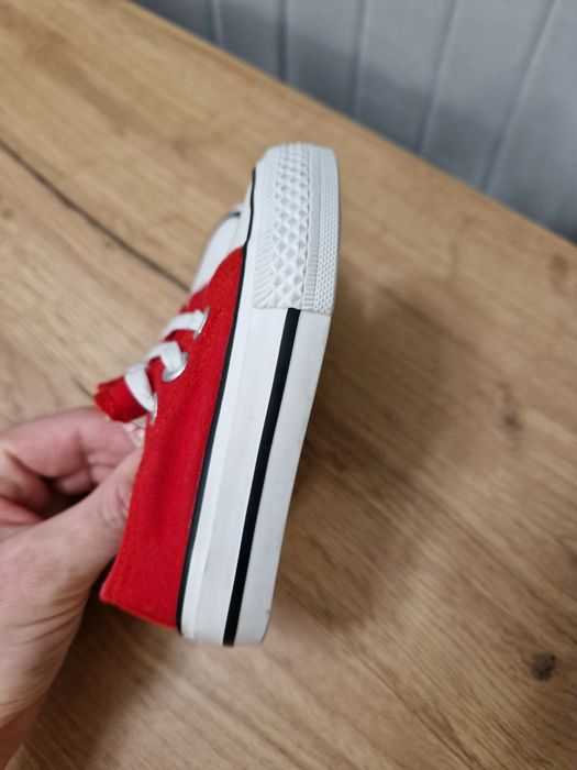 Nowe 12 cm tenisowki trampki 20
