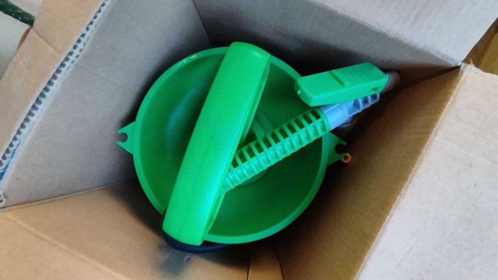 Pulverizadores 5L e 8L Novos