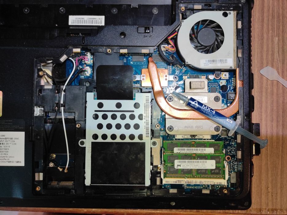 Ноутбук Lenovo G560 (20042) 4ГБ/500ГБ