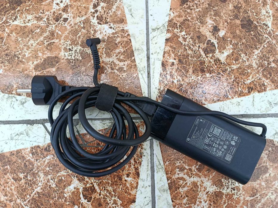 HP Omen 15-dc1014nw (i5-9300h+gtx1650+8gb+ssd nvme 256gb)