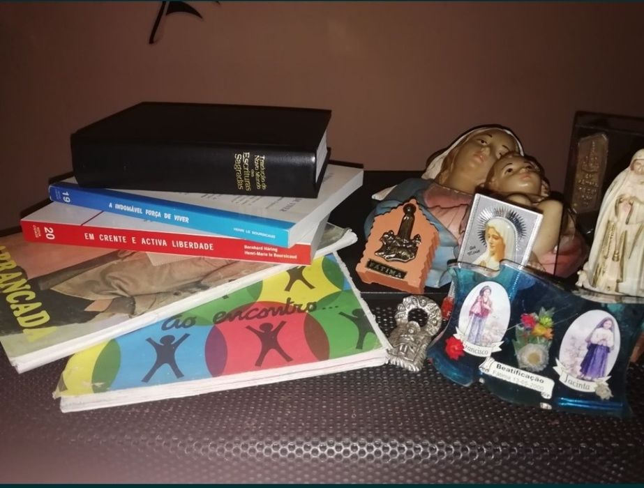 Pack 6 artigos + 6 Livros Religiosos
