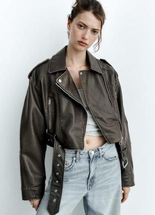 Трендовая куртка Zara