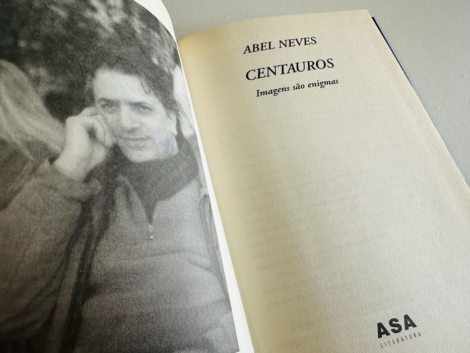 Livro CENTAUROS, de Abel Neves