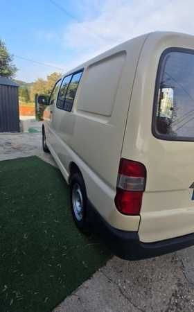 Toyota HiAce 2.4 D 3lug revisão total