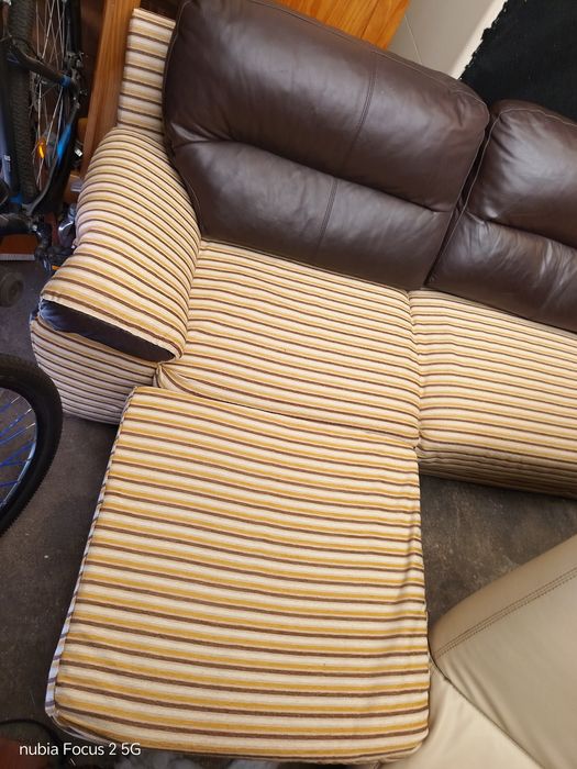 Sofá chaise longue reversível