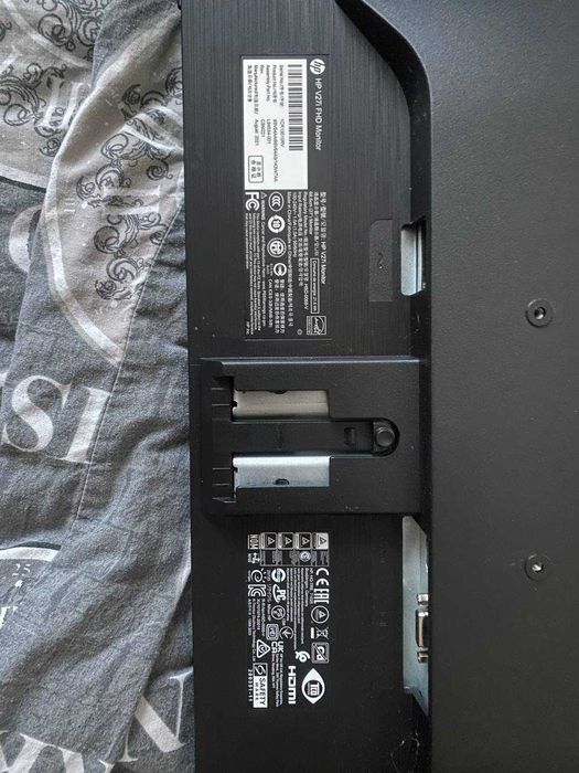 Продаю монітор HP V27i — відмінний IPS, 2 роки, майже як новий!