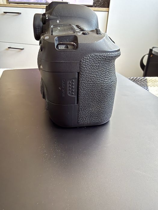 Canon 6D mark II - stan bardzo dobry
