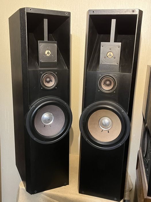 Шикарная немецкая акустика HANS DEUTSCH HD-313 (НЧ 250мм/27кг)(ЗВУК!)