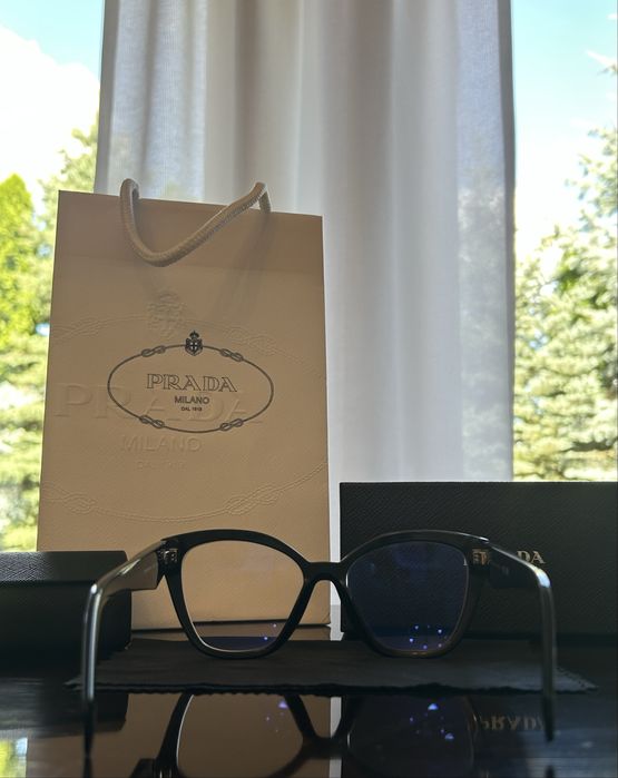 Okulary korekcyjne Prada