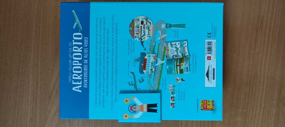 Jogo / puzzle Aeroporto e aviões para montar em cartão