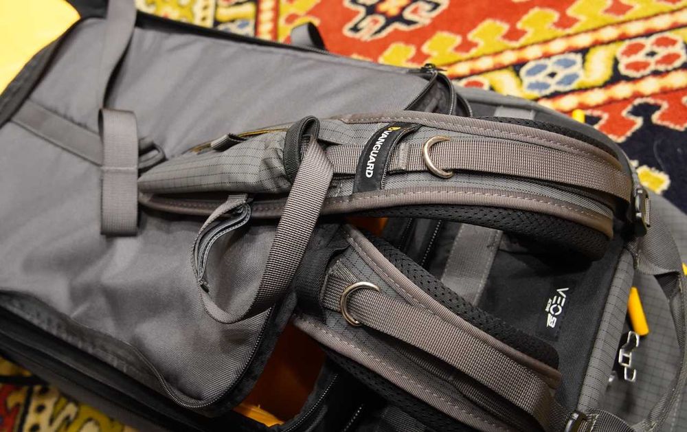 Oryginalny plecak fotograficzny Vanguard Veo Active 53 - szary