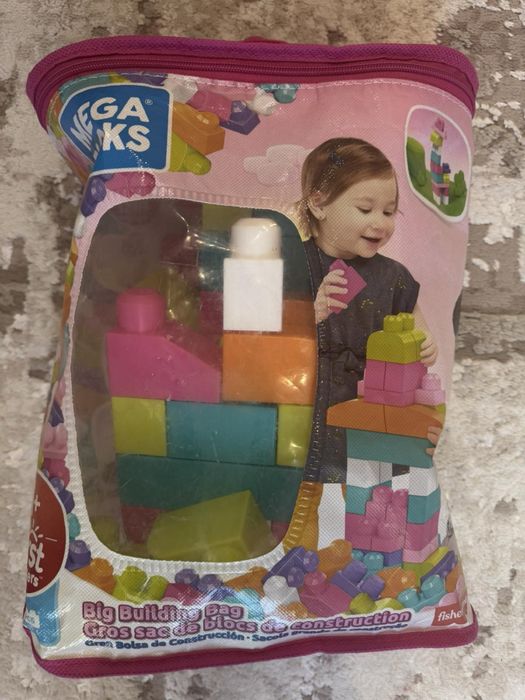 конструктор Мega Bloks 60 деталей, усі деталі є в наявності.