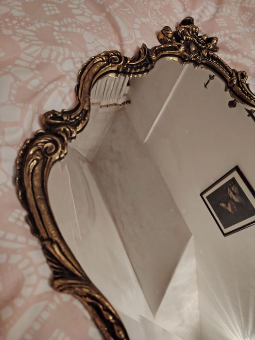 Espelho Oval Biselado em Bronze