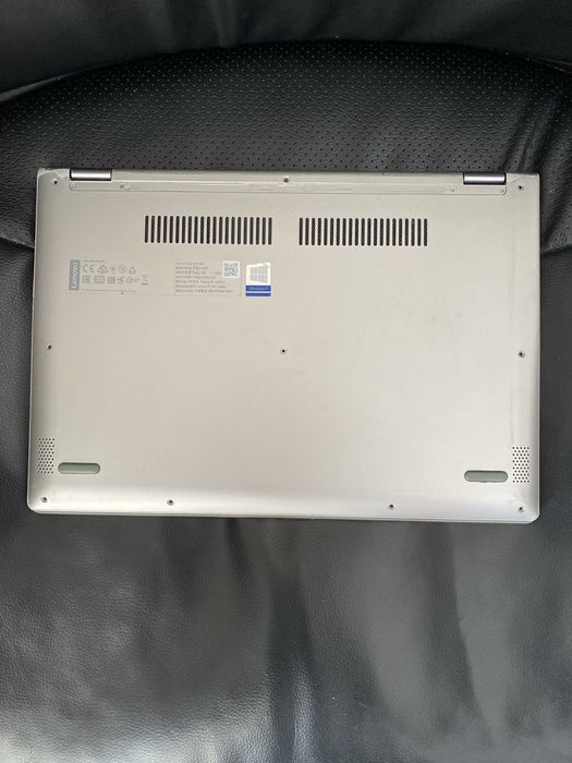 Lenovo Yoga 530 / i5-8250U / GeForce — працює, тріщини