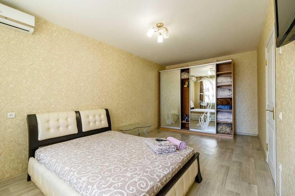 Посуточно, на неделю 2к кв, Оболонь, Ивасюка 17, СКИДКИ-В ОПИСАНИИ!!