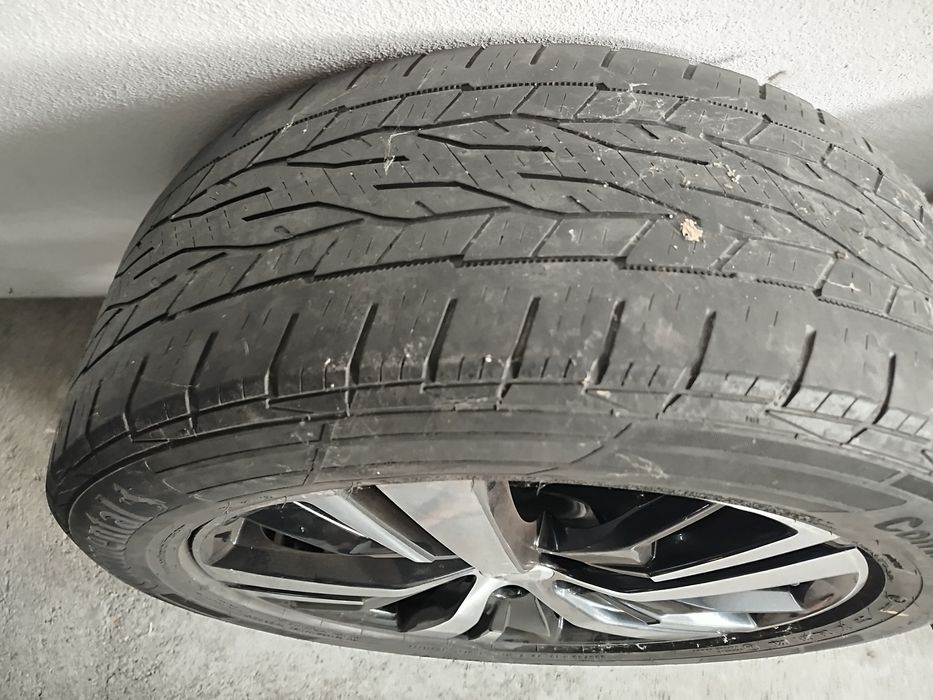 Conjunto de Jante e Pneus 225/55 R18 PEUGEOT 3008