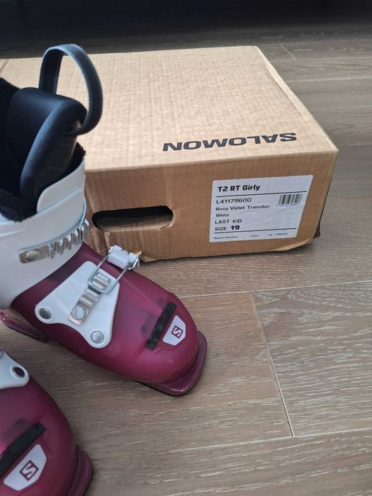Buty narciarskie Salomon r. 19  jak nowe