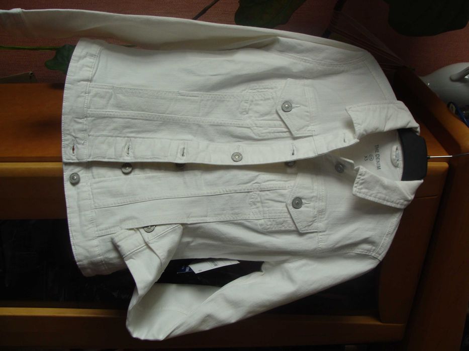 biała kurtka katana dżins nowa