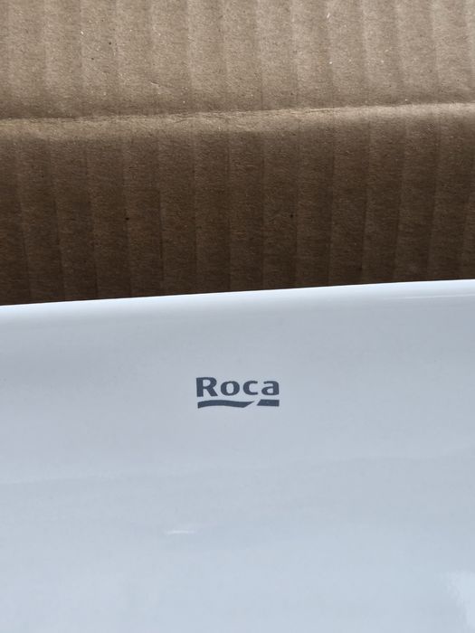 Umywalka blatowa Roca Inspira Round