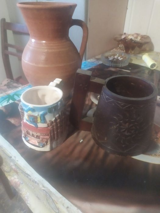 Кружка, глечик,та ще кружка з дерева