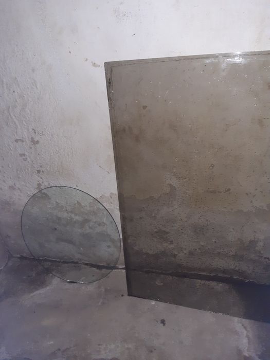 Vários vidros de cor