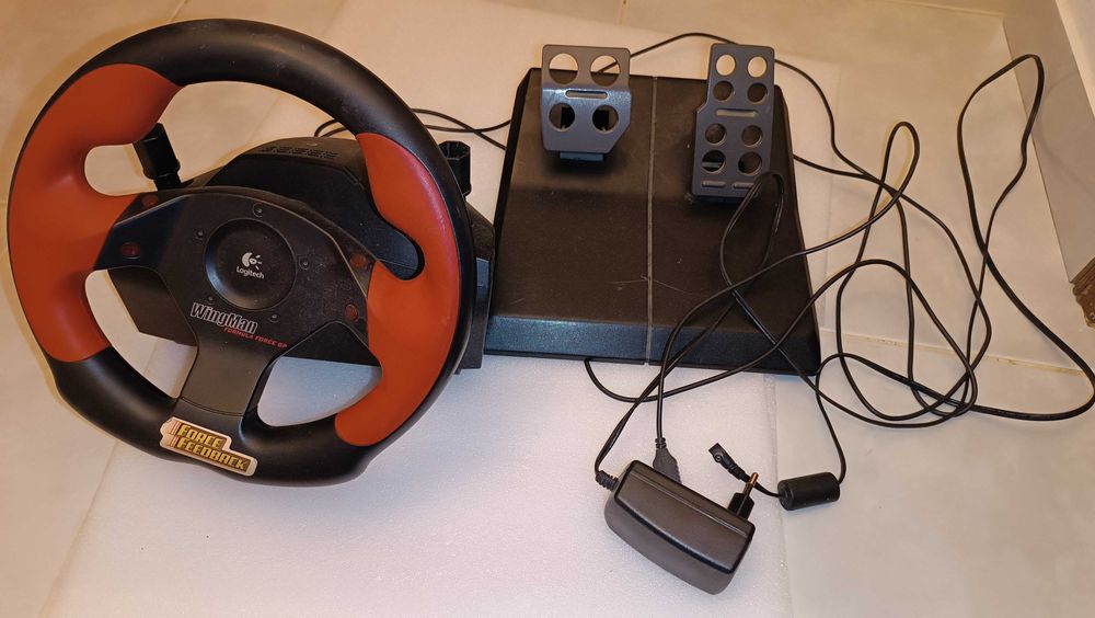 Volante Logitech WingMan Formula Force GP