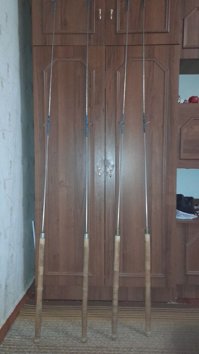 Продам спиннинги СССР