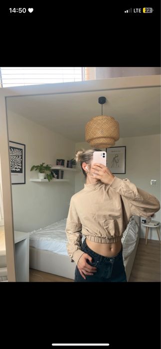 Bluza krótka z golfem