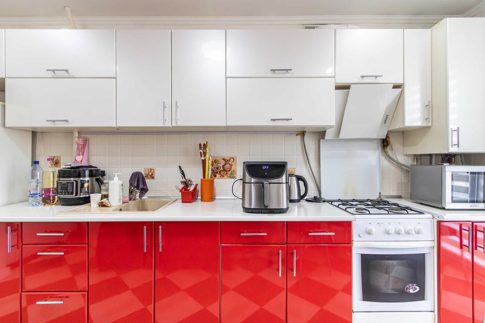 ТЕРМІНОВИЙ ПРОДАЖ 3-кімнатної квартири в м. Івано-Франківськ!