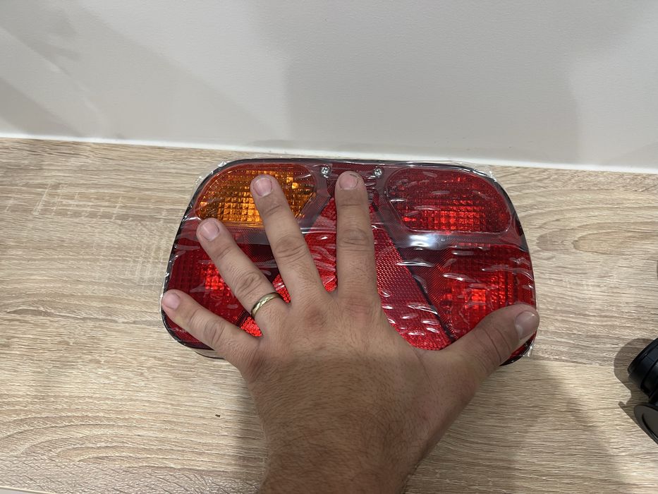 Farois para atrelado com instalação