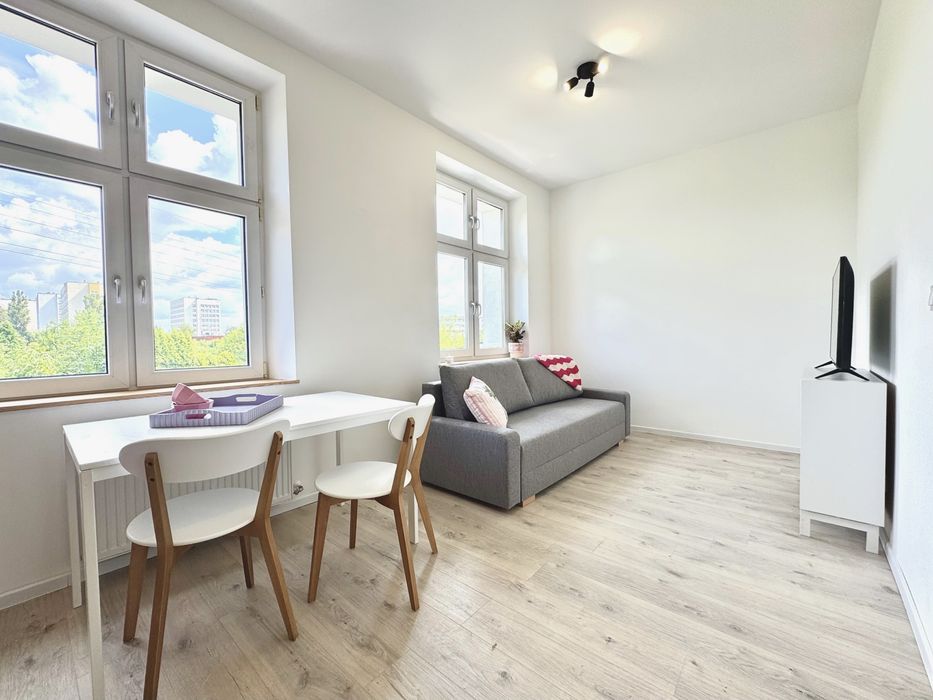 Od lipiec ! Nowe piekne mieszkanie krakow stare miasto basen silownia bilard ogrod sauna inpost swiatlowod na miejscu ! - View 4