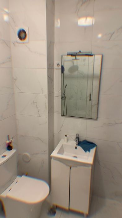 Alugo arrendo quarto em mem-martins