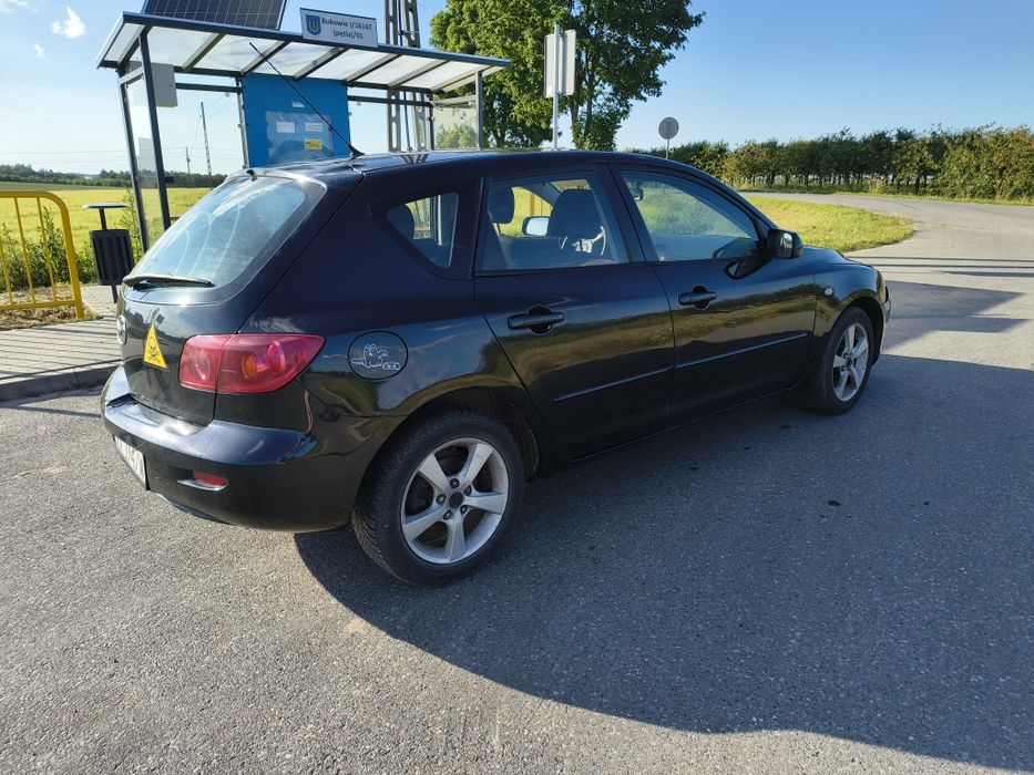 Ładną Mazda 3 1,6 B 2004r.