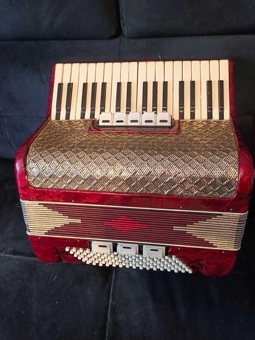 Akordeon Weltmeister 80