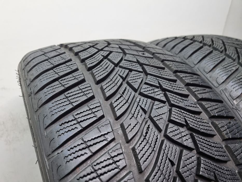 2x 245/35R19 93W Goodyear Ultragrip Performance + 7mm 2022 opony zimowe